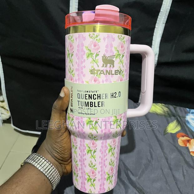 40oz Stanley Cup 1.18l ( Floral Design) · Photo 1