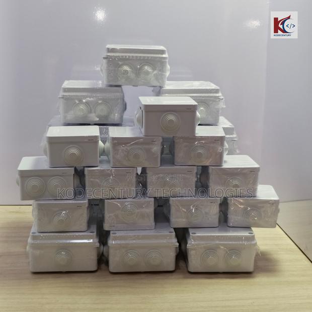 Junctinon Box (150mm X 110mm X 70mm) · Photo 2