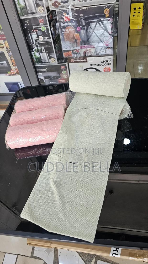 01077 - Microfiber Towel Roll