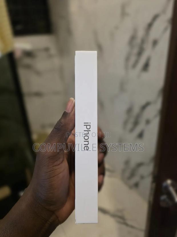 New Apple iPhone Air 256 GB Gold · Photo 2