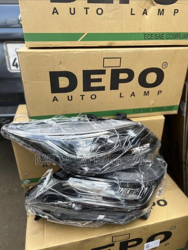 Toyota Rush 2018 Headlight