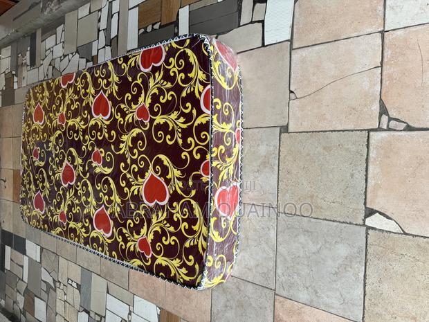 8inches One Half Mattress for Sale · Photo 2