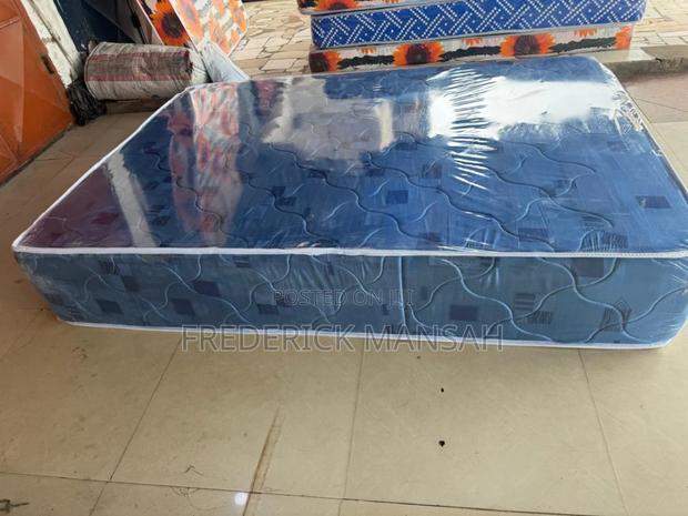 10inches Double Mattress for Sale · Photo 2