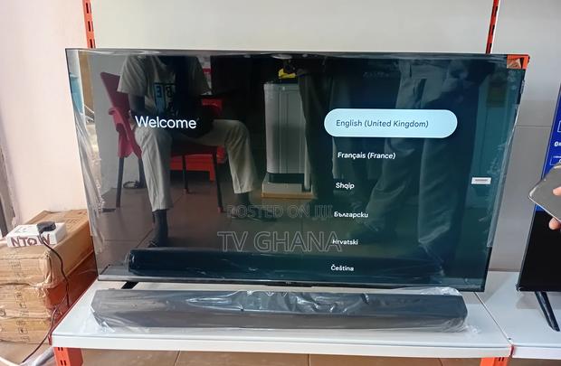 TCL 50 Inch Smart Television – Sleek, Smart Stunning · Photo 4