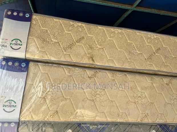 High Density Double Mattress for Sale · Photo 2