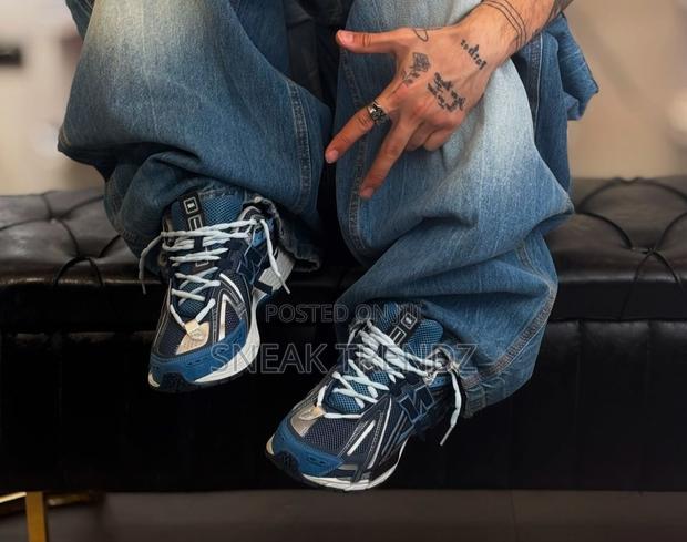 New Balance 1906 Og Navy Blue and Black White · Photo 4