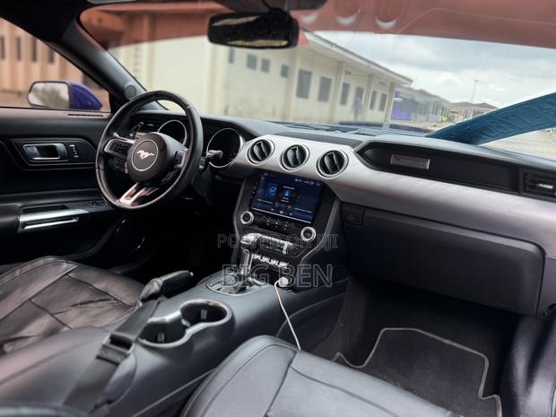 Ford Mustang GT Fastback 2018 Blue