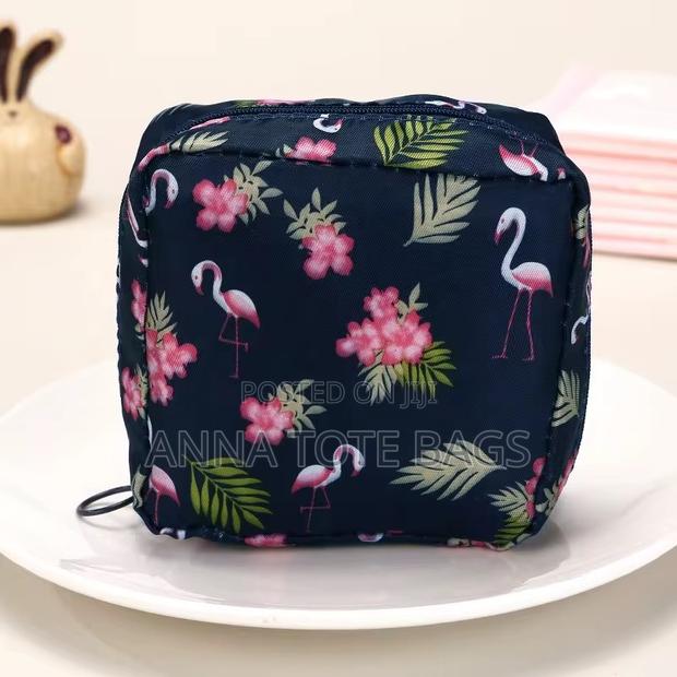 Multifunctional Sanitary Bag photo 3