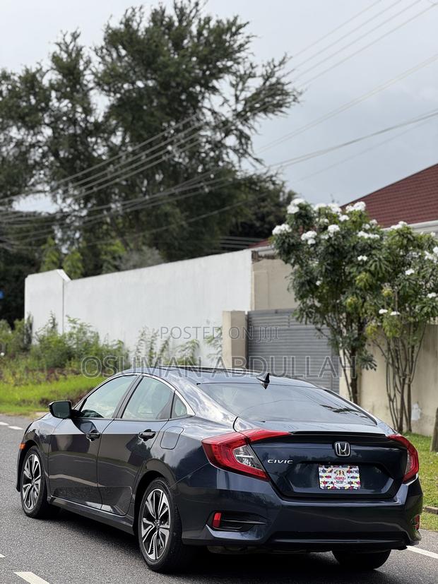 Honda Civic EX-L 4dr Sedan (1.5L 4cyl) 2016 Gray