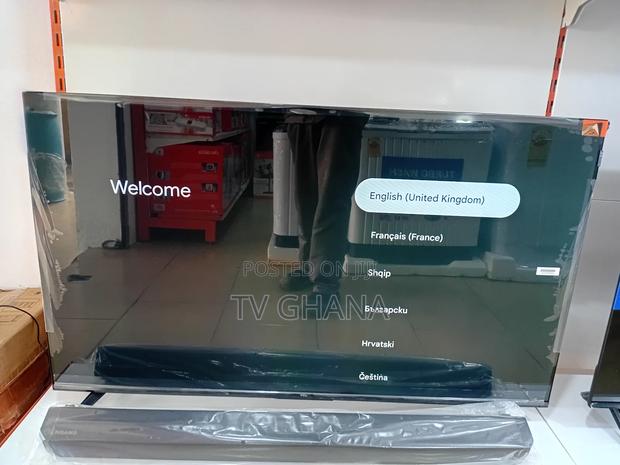 TCL 50" Smart Digital Flat Screen – Modern Design · Photo 3