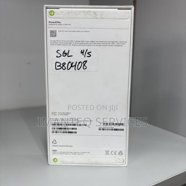 New Apple iPhone 16 Plus 128 GB White photo 2