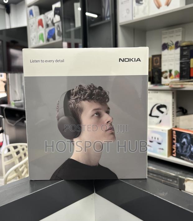Nokia Essential Wireless Headphones · Photo 2
