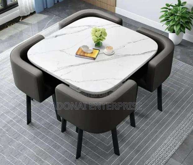 Dining Table and Chairs Vfbgy