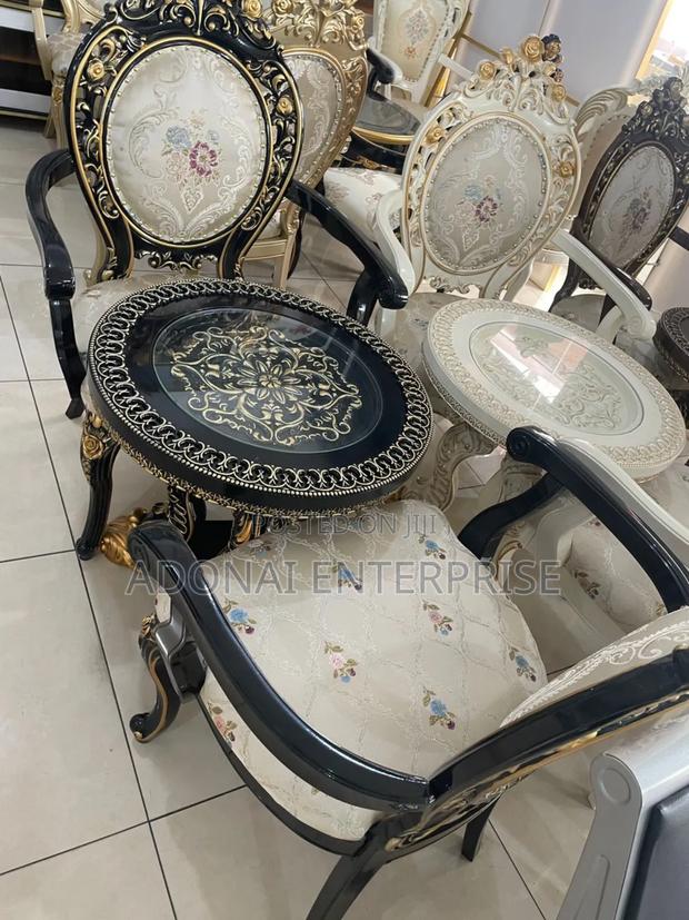 Coffee Table and Chairs Ahsv