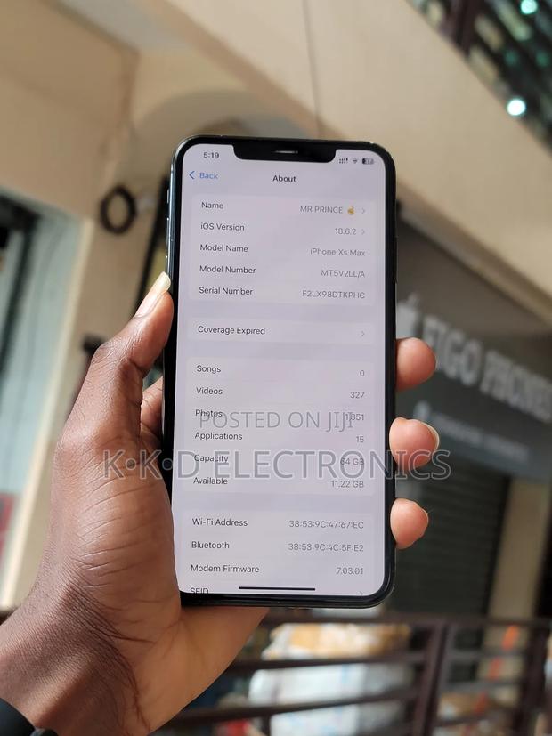 Apple iPhone XS Max 64 GB Black photo 3