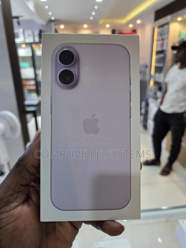 New Apple iPhone 17 256 GB Purple · Photo 1