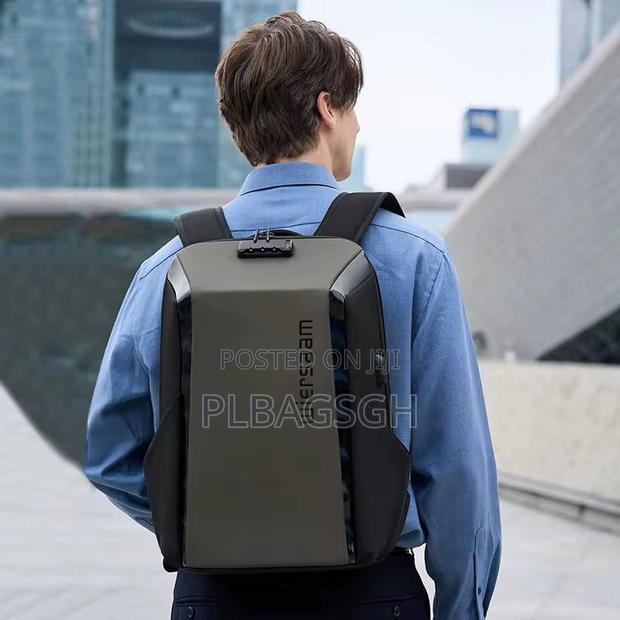 Potable Multi Fashionable Water Resistant Backpack for 15.6inch Laptop · Photo 4