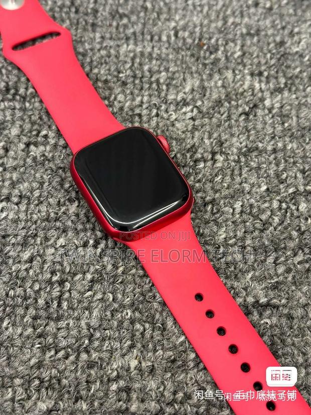 Apple Series 8 41mm Iwatch photo 2