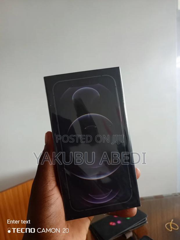 New Apple iPhone 12 Pro Max 256 GB Blue · Photo 3