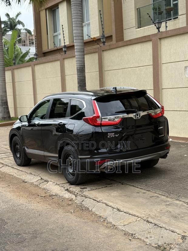 Honda CR-V Touring AWD 2019 Black photo 3