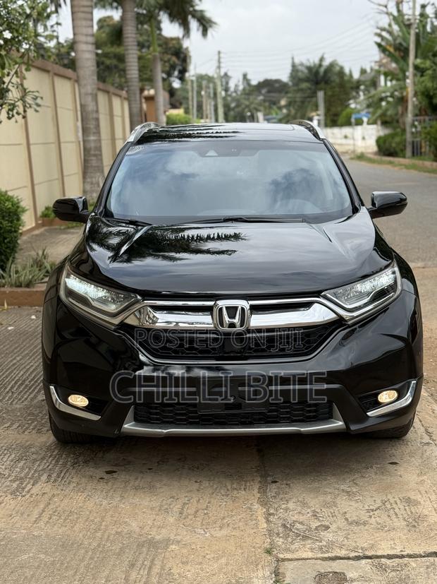 Honda CR-V Touring AWD 2019 Black photo 8