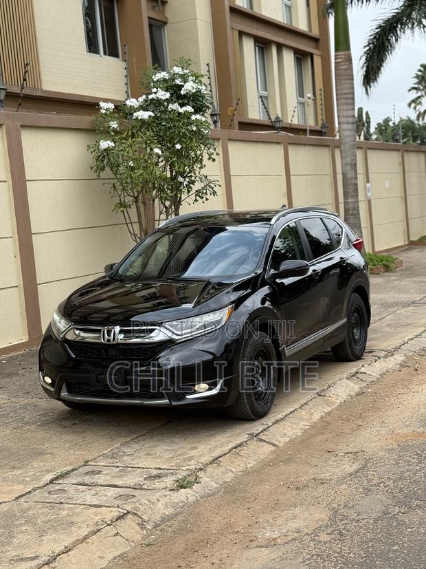 Honda CR-V Touring AWD 2019 Black photo 7
