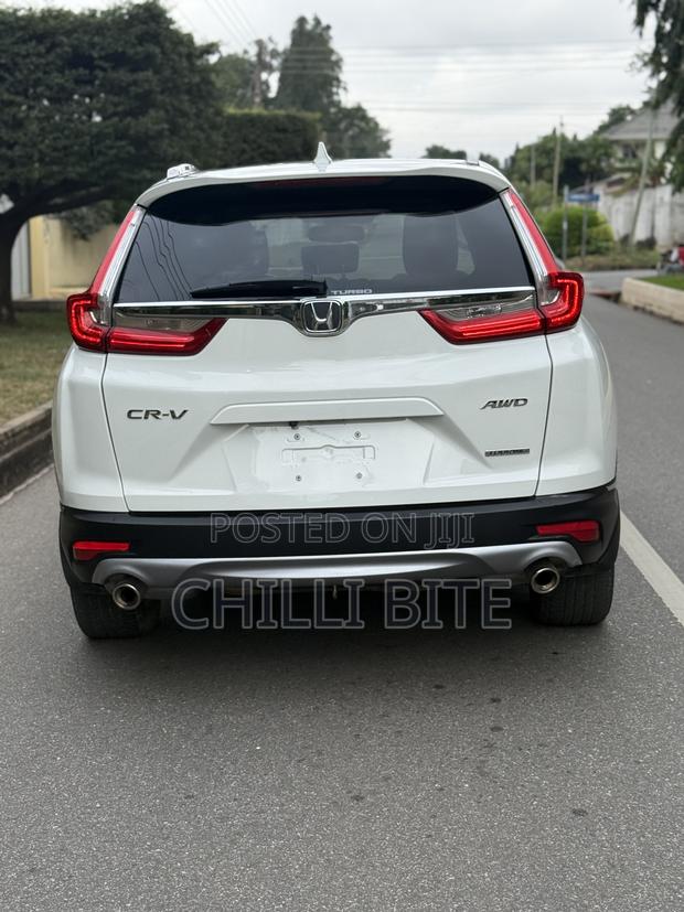Honda CR-V Touring 4dr SUV AWD (1.5L 4cyl CVT) 2017 White photo 6