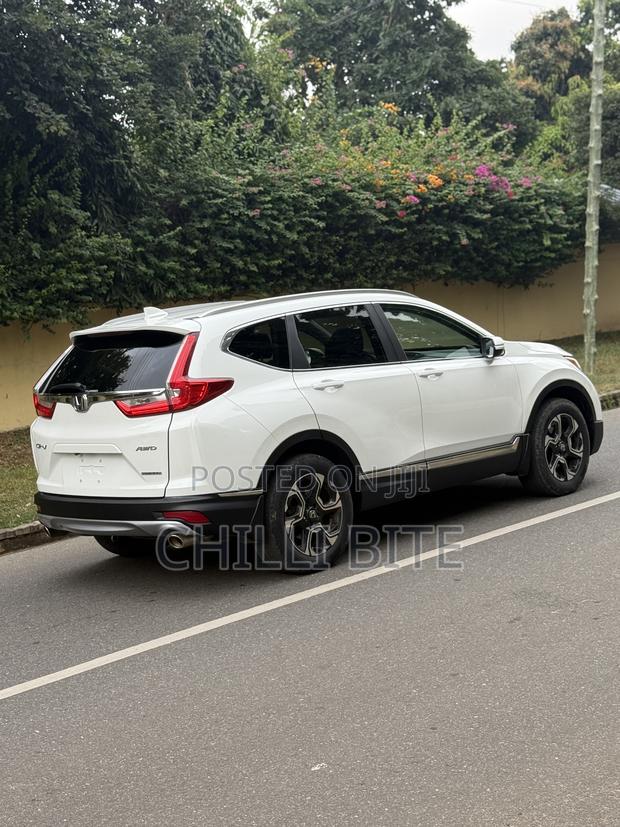 Honda CR-V Touring 4dr SUV AWD (1.5L 4cyl CVT) 2017 White photo 7