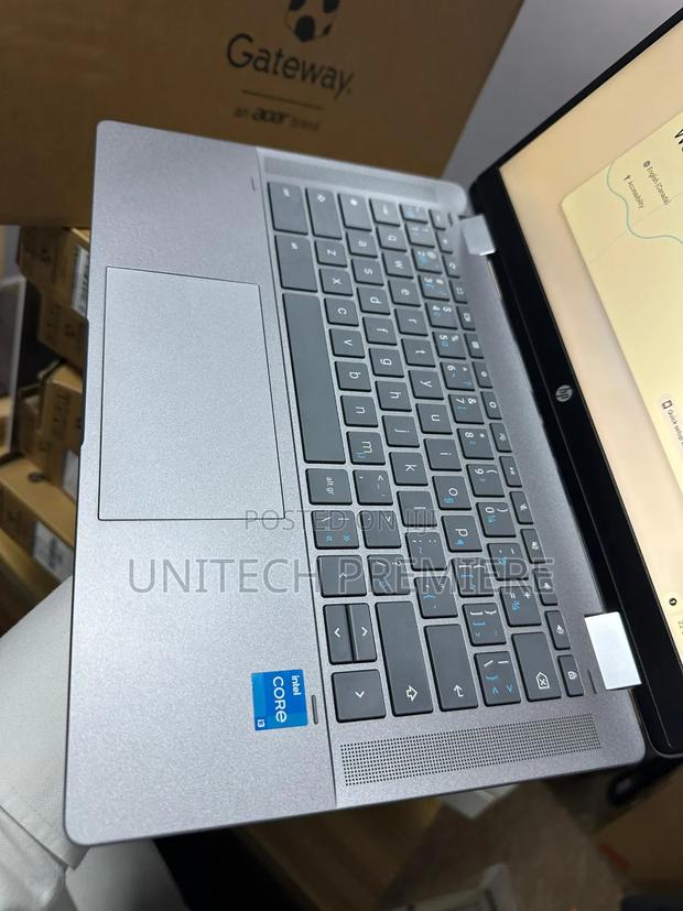 New Laptop HP Chromebook X360 8GB Intel Core I3 SSD 128GB photo 3