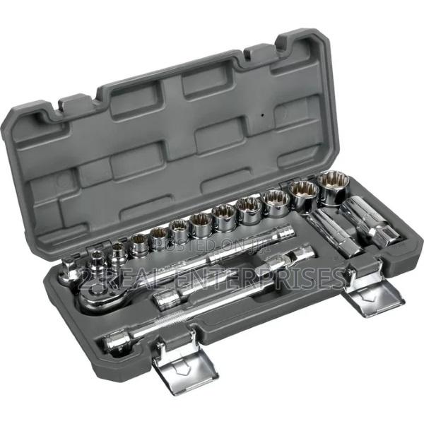 Halfords 3/8” Drive Imperial Socket 18pcs