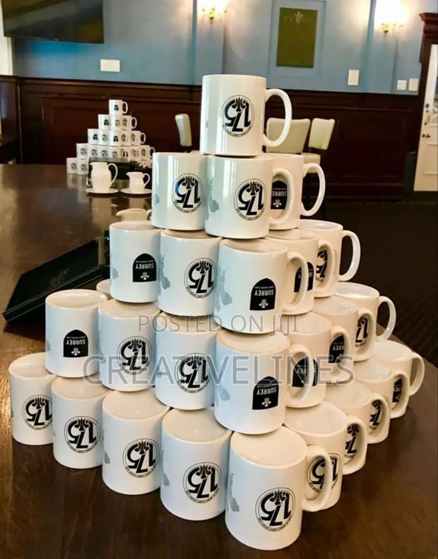 White Abd Black Mug · Photo 2
