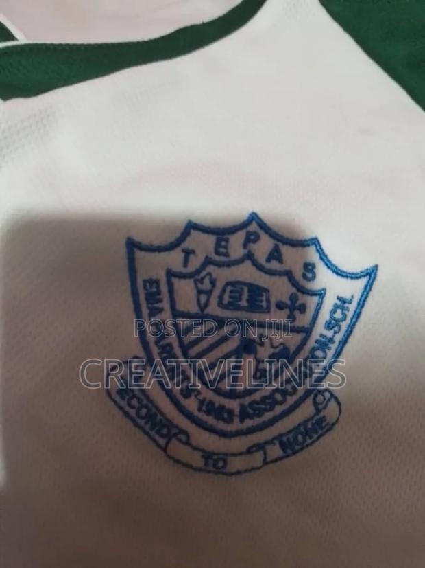 Crest Embroidery · Photo 3