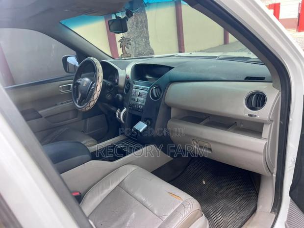 Honda Pilot 2011 White photo 6