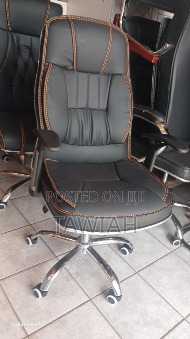 Leather Office Chairs · Photo 4