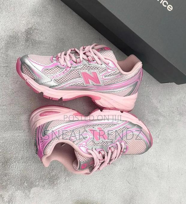 New Balance 530 Y Pink · Photo 4