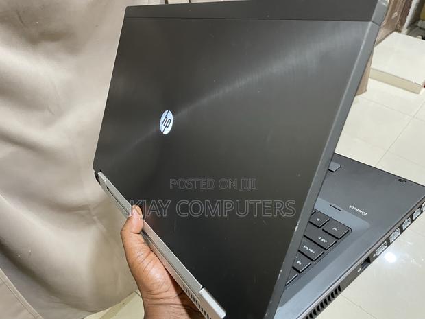 Laptop HP EliteBook 8760W 16GB Intel Core I5 HDD+SSD 128GB photo 3
