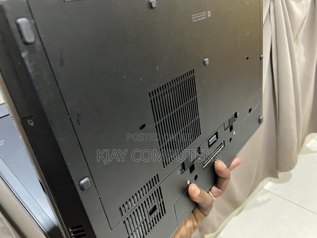 Laptop HP EliteBook 8760W 16GB Intel Core I5 HDD+SSD 128GB photo 4