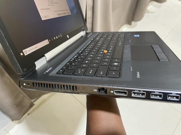 Laptop HP EliteBook 8760W 16GB Intel Core I5 HDD+SSD 128GB photo 2