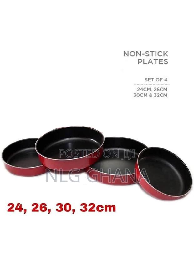 Professional Non-Stick Round Cake Pan Set, Heavy-Duty. Ghx6823 · Photo 4