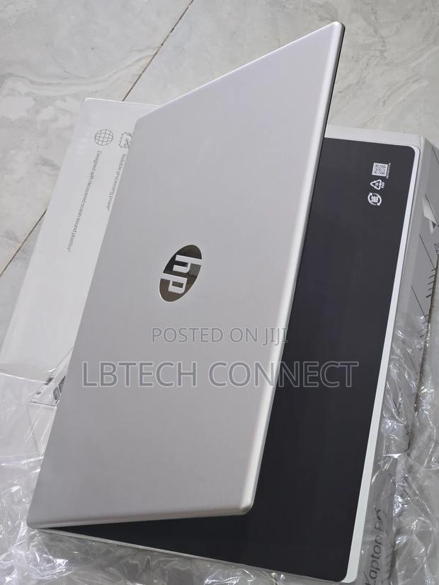 New Laptop HP 15 8GB Intel Core I5 SSD 512GB