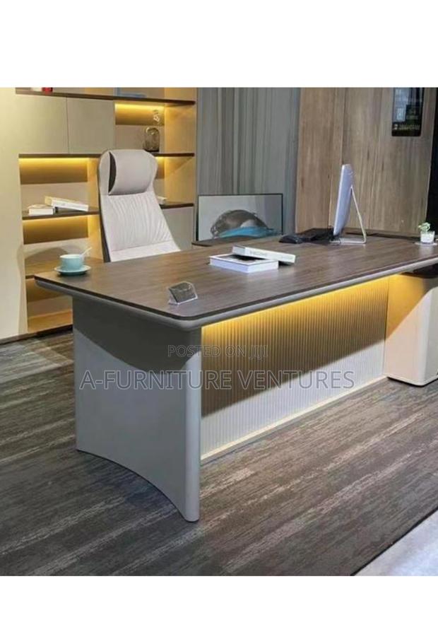 1.8m Executive Office Table · Photo 2