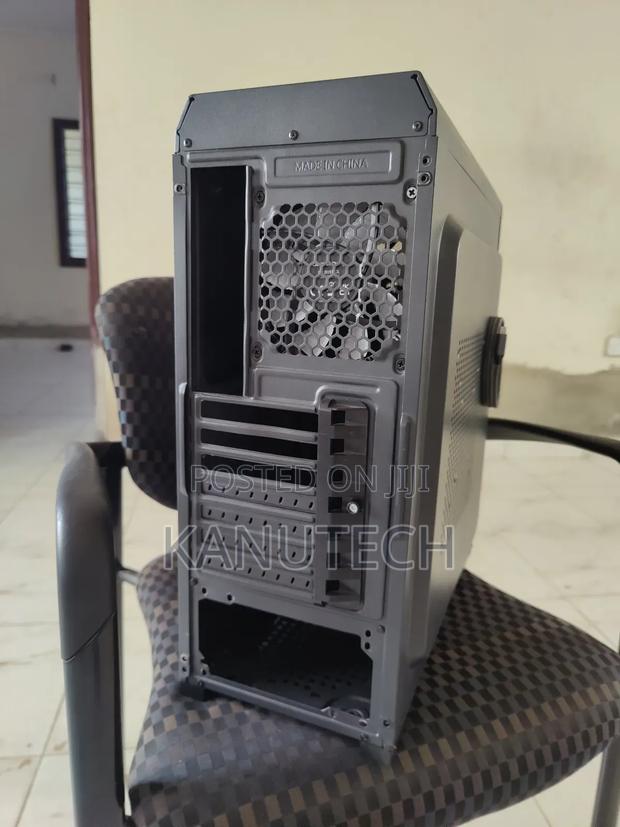 Cougar Mx 330 High Airflow Case for Performance Build · Photo 4