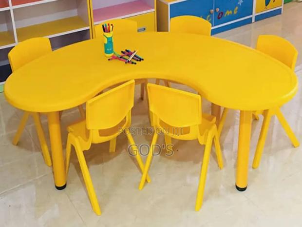 Kids Study Table Moon and Chair F-1