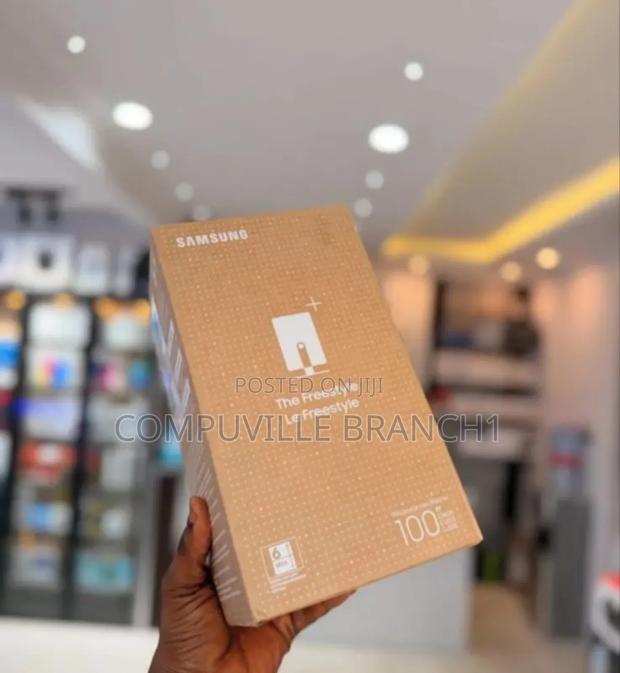 Samsung the Freestyle Projector · Photo 4