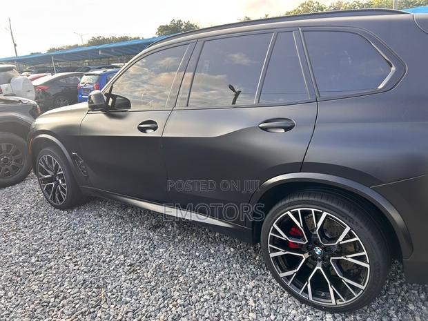 BMW X5 M60i 2024 Black