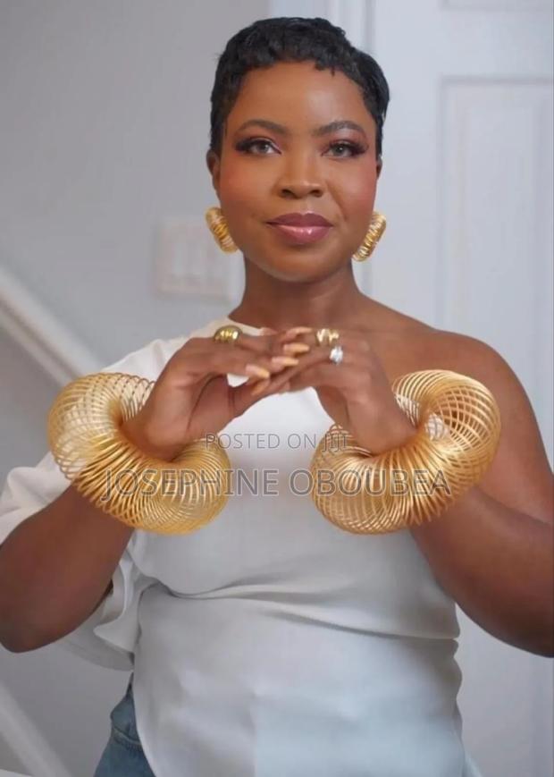 Ladies Chunky Bangles K
