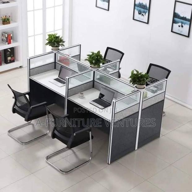 Dark Gray Workstation · Photo 2