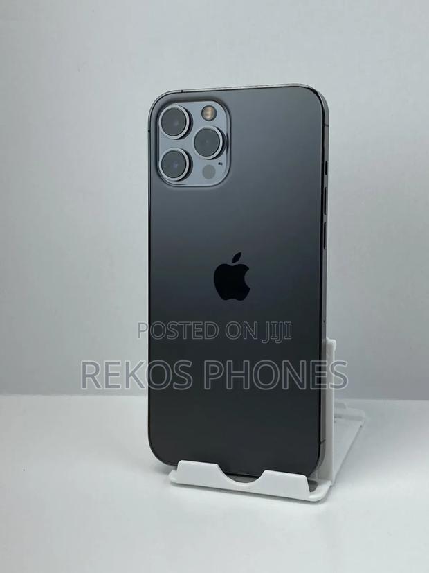 New Apple iPhone 12 Pro Max 128 GB photo 8