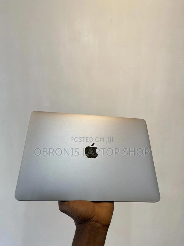 Laptop Apple MacBook Pro 2019 16GB Intel Core I7 SSD 256GB photo 2