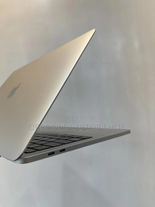 Laptop Apple MacBook Pro 2020 16GB Intel Core I5 SSD 512GB photo 4